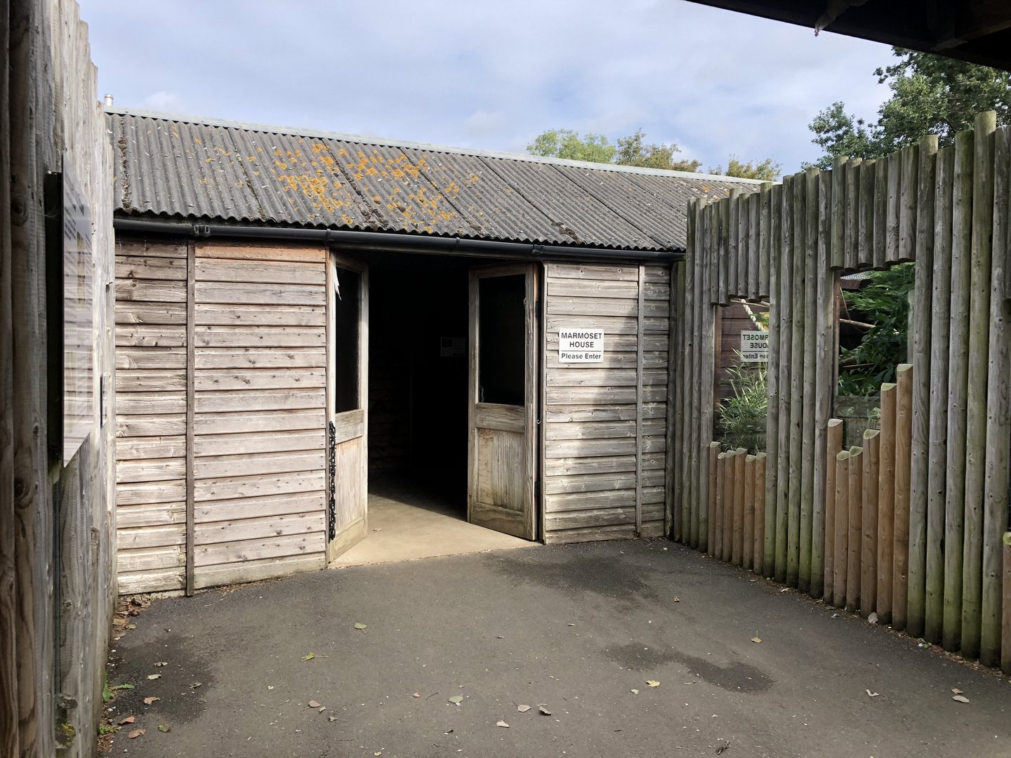 Tamarin/Goeldi's Monkey/Possum House at Hamerton Zoo Park (October 2023)