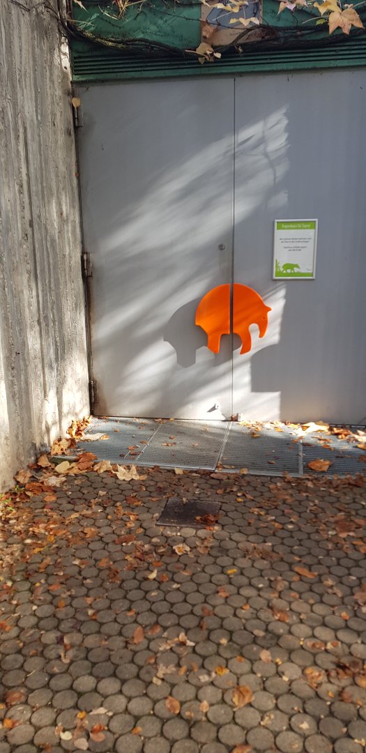 Tapir house entrance