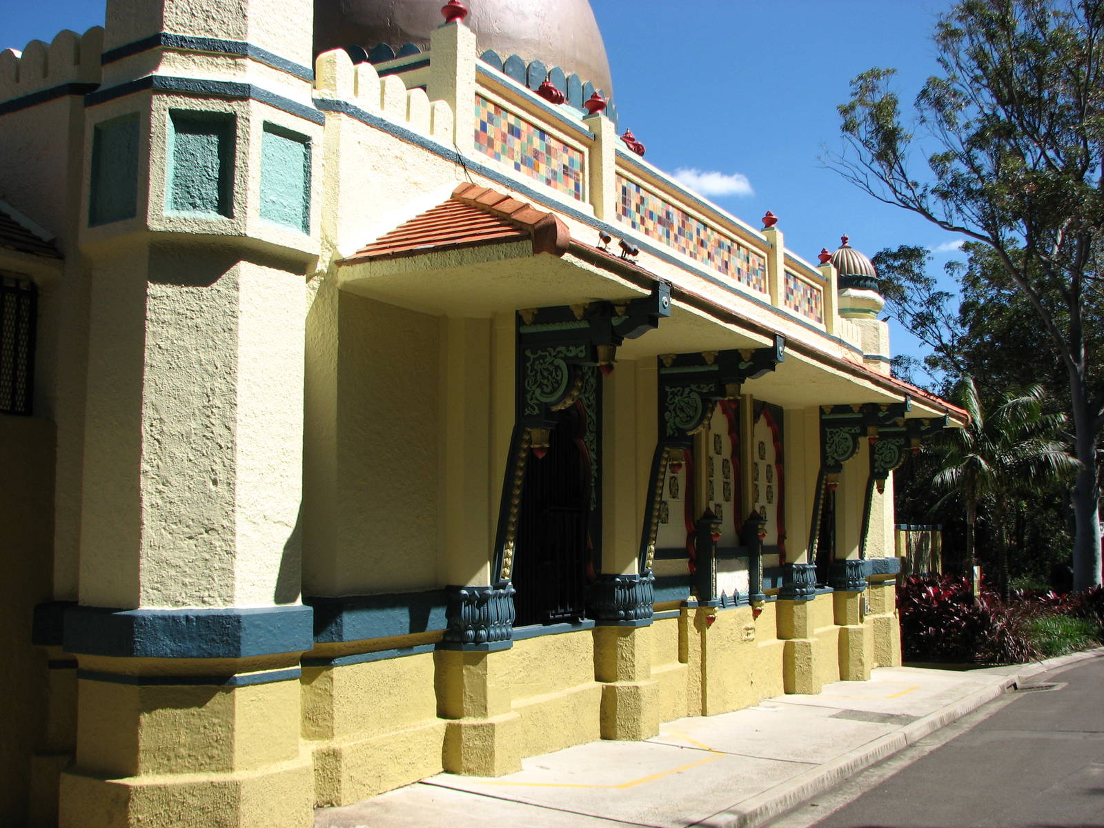 Taronga Zoo 2007 - External view of the historic Elephant Temple