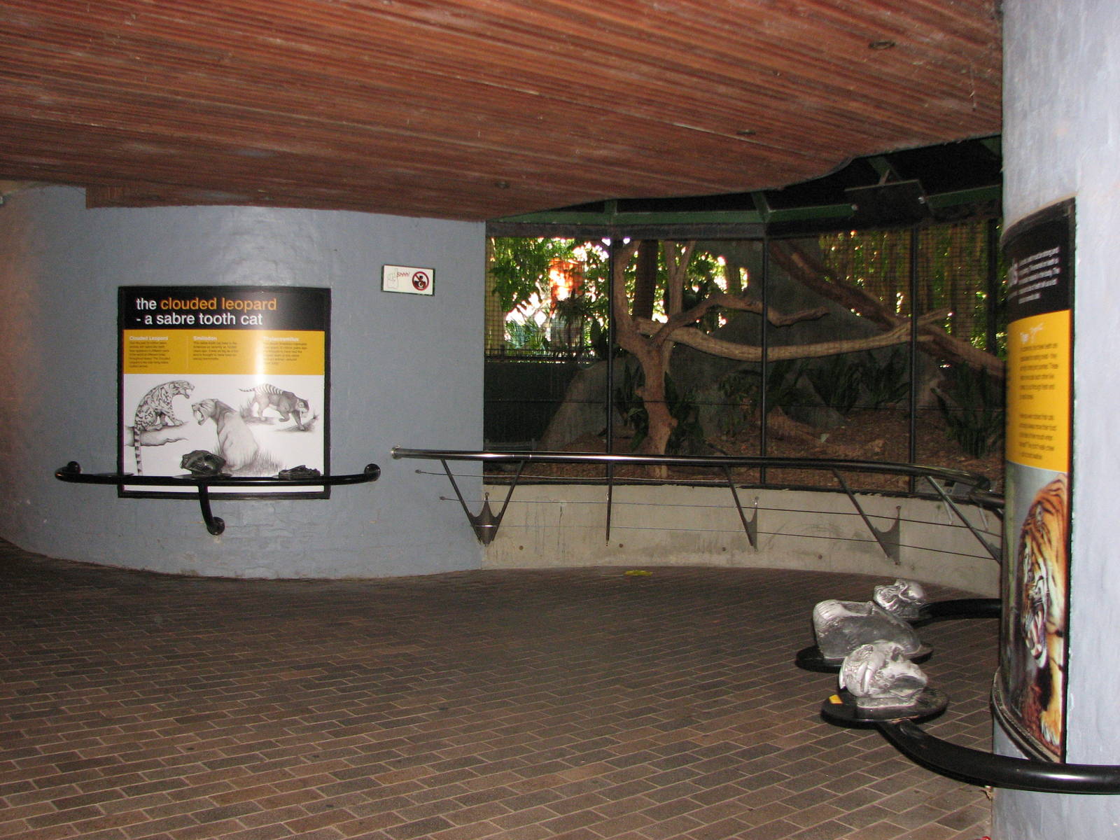 Taronga Zoo 2007 - Front of the Clouded Leopard exhibit