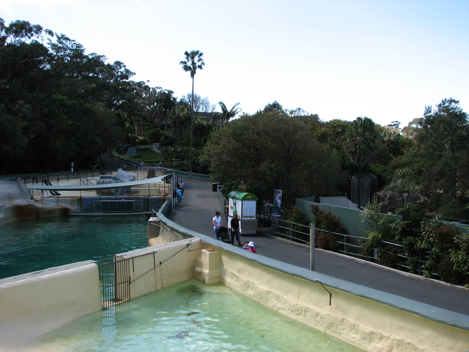 Taronga Zoo 2007 - Looking to the left of the old Pinniped complex