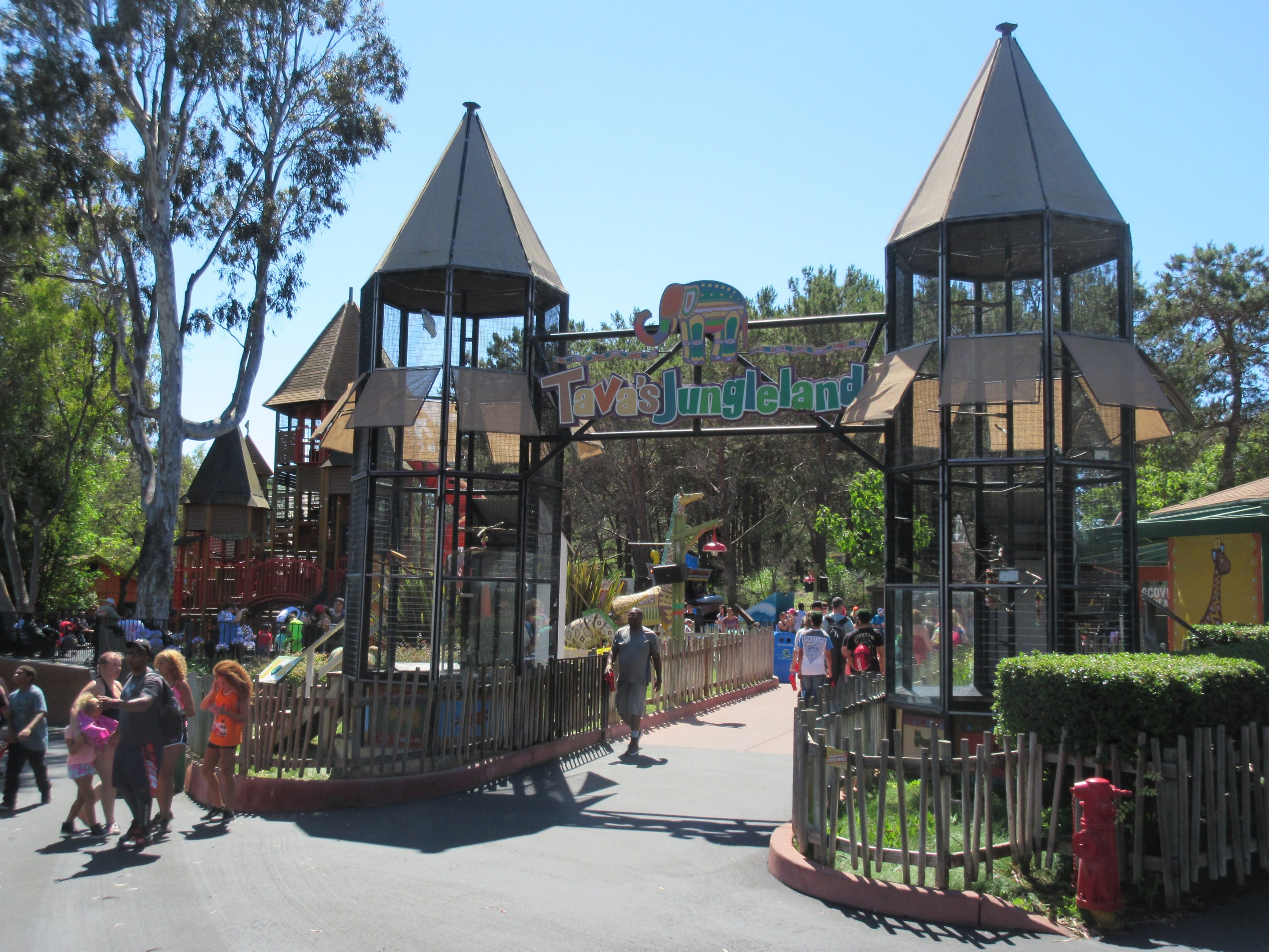 Tava's Jungleland (playground and small animal exhibits)