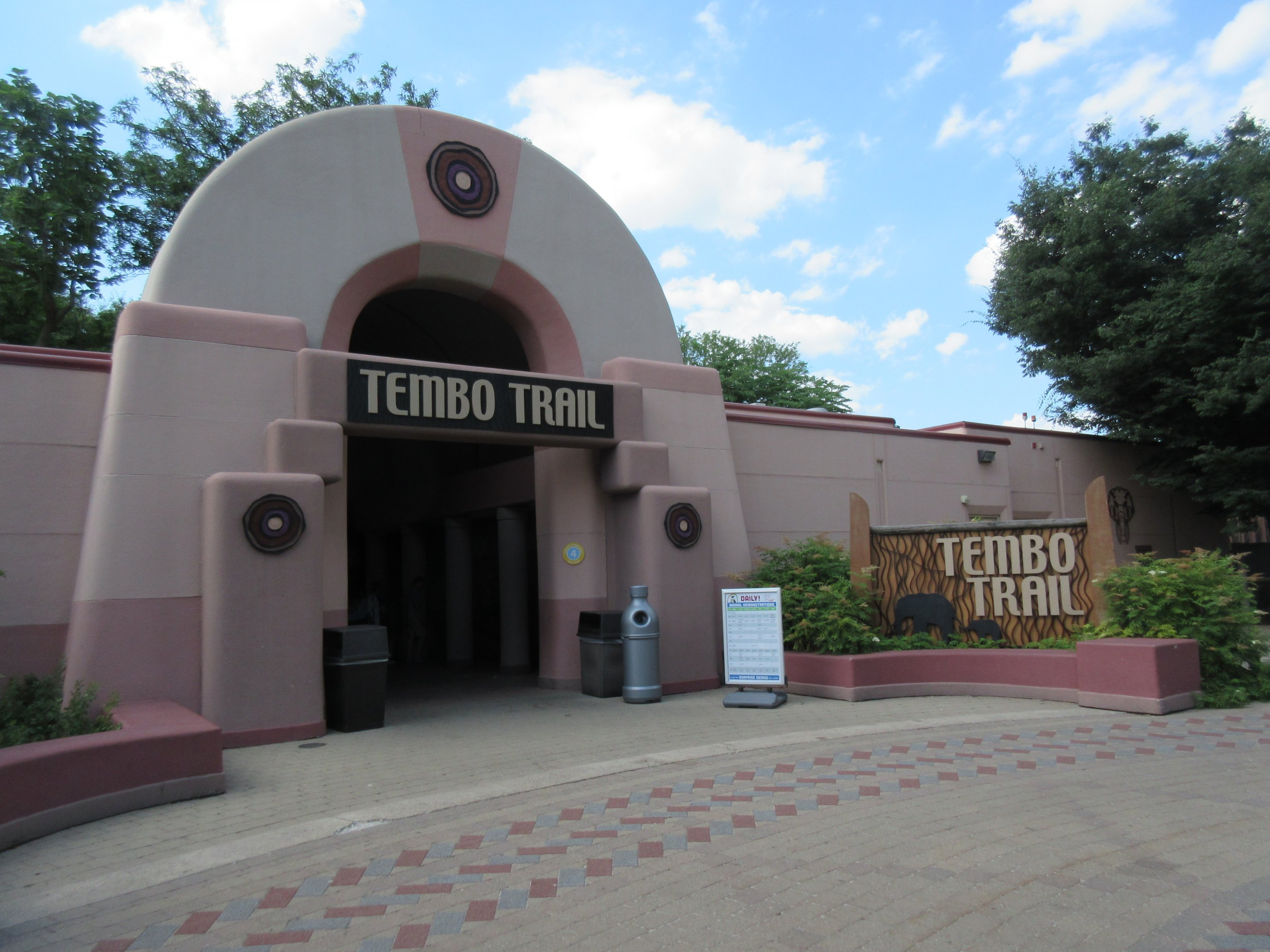 Tembo Trail - Entrance