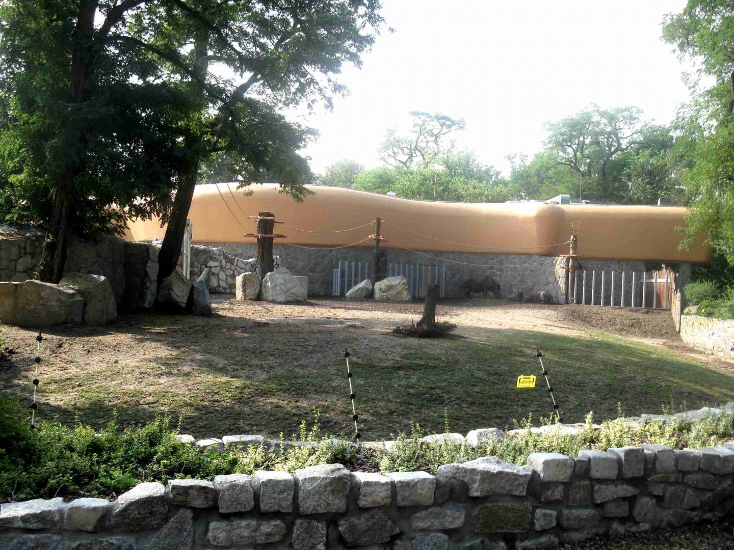 Terai Pavilion and first part Indian Rhinos enclosure (also Pileated Gibbons) - 08.2013