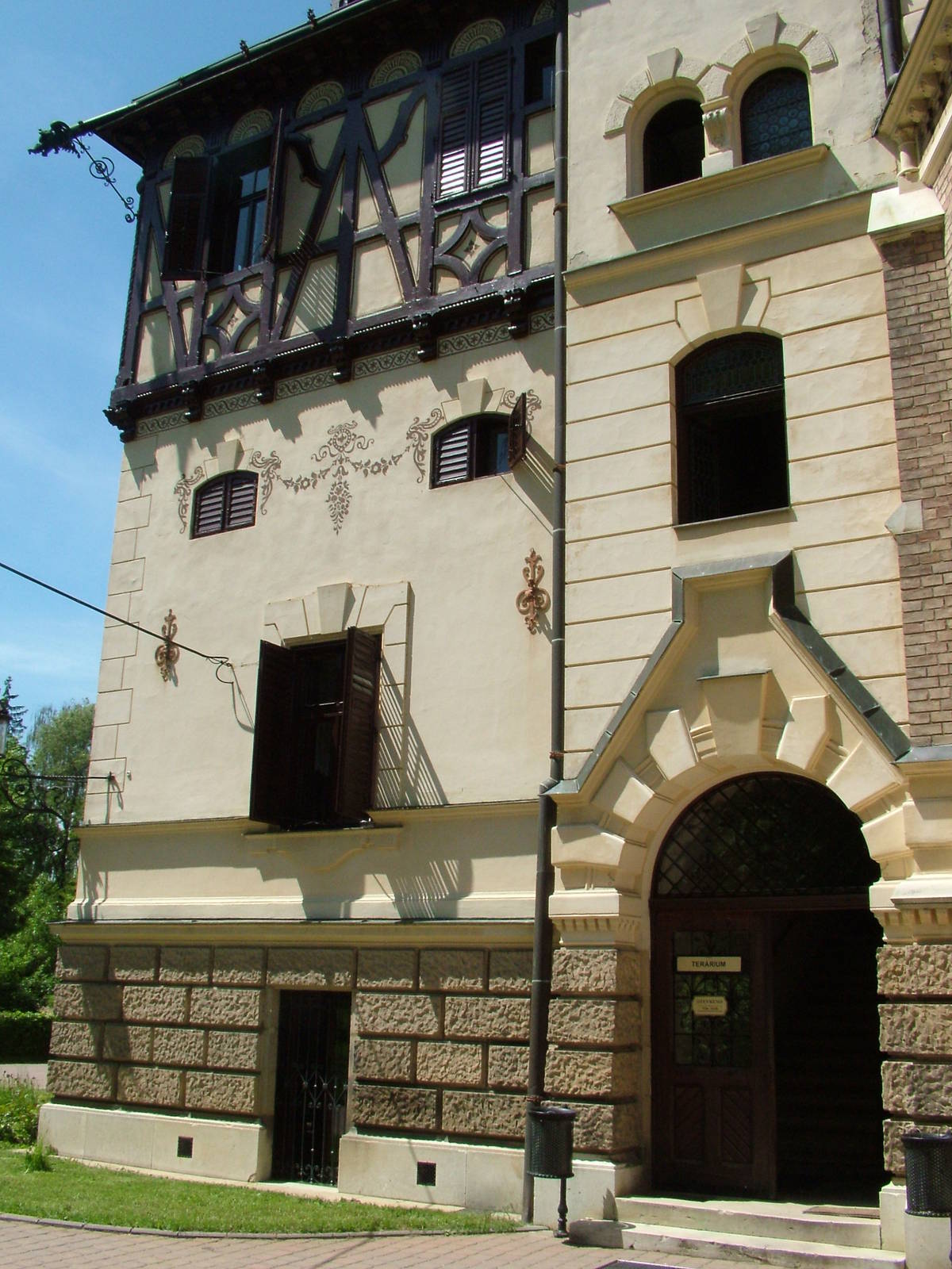 Terrarium entrance at Zlin, 28/05/10