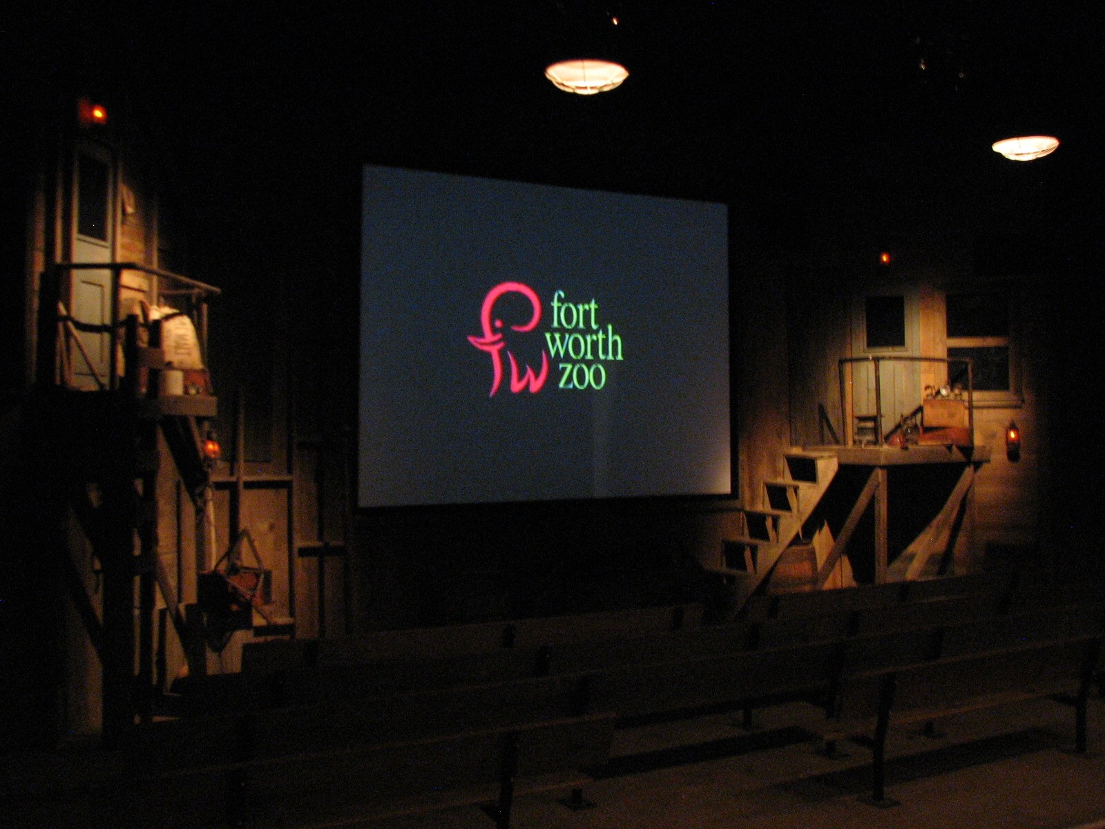 Texas Wild! - Mountains and Desert - Theater Interior