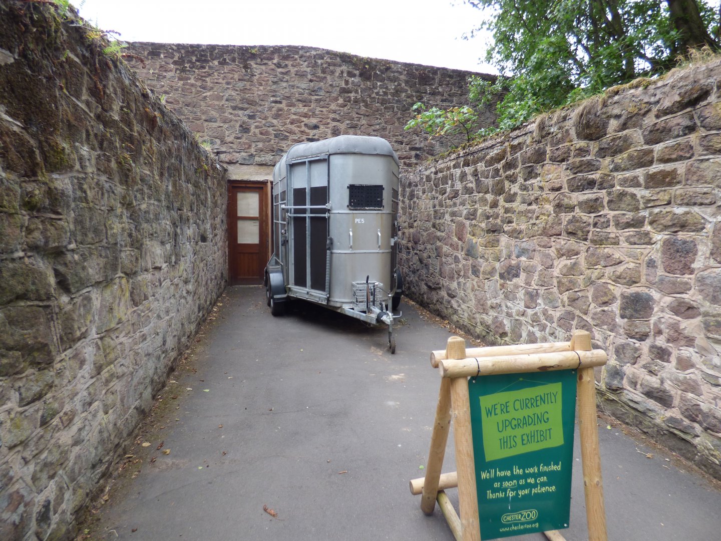 The Cattle House (Crate for Malayan Tapir)