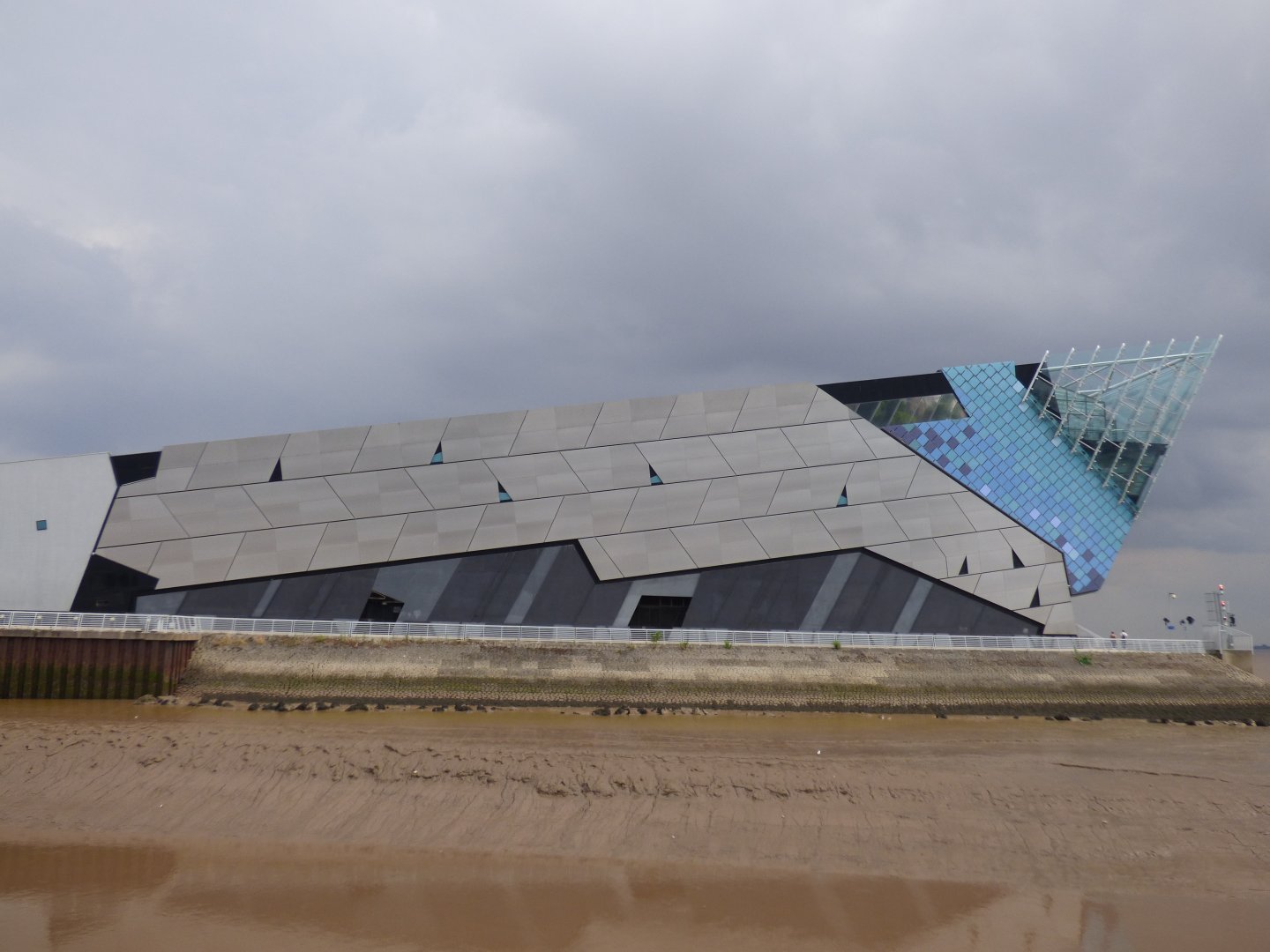 The Deep 2016: Building