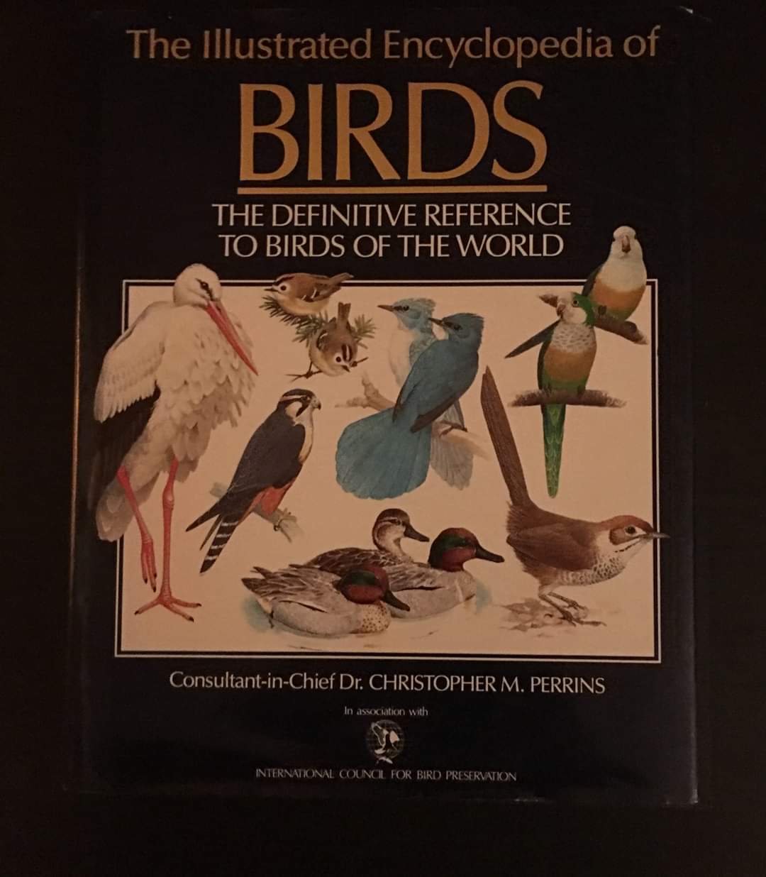 The Illustrated Encyclopedia of Birds The Definitive Reference to Birds of the World
