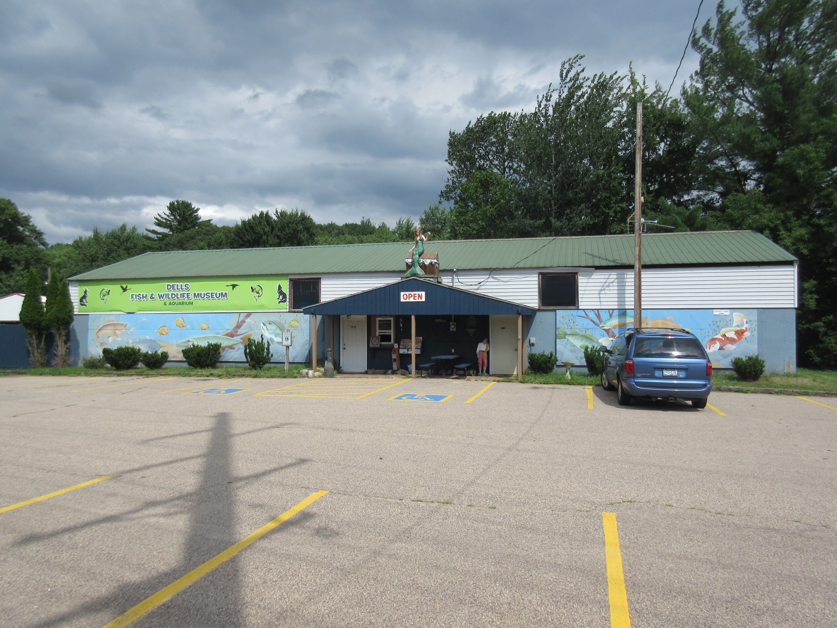 The Infamous Aquarium