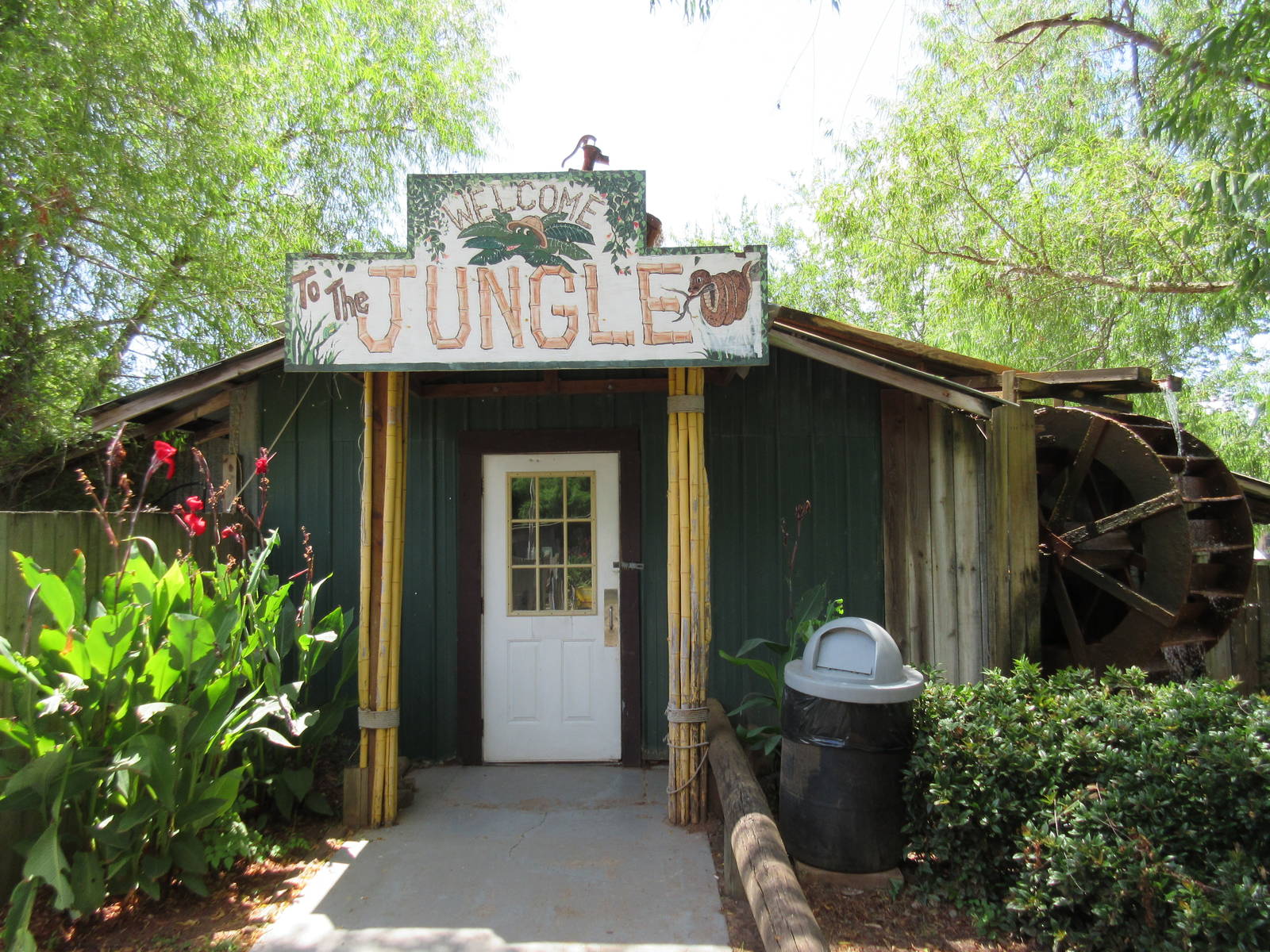 The Jungle (antiquated Reptile House)