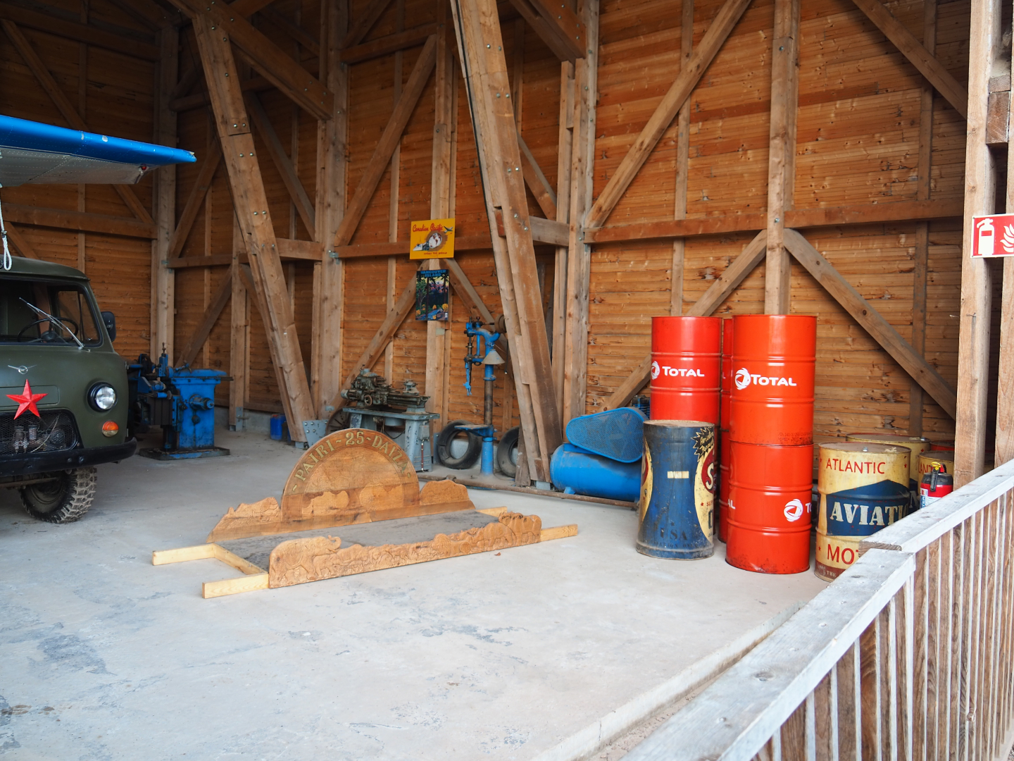 The Land of the Cold theming -  Assorted random items in the Golden Eagle Aviation hangar, 2019-10-04