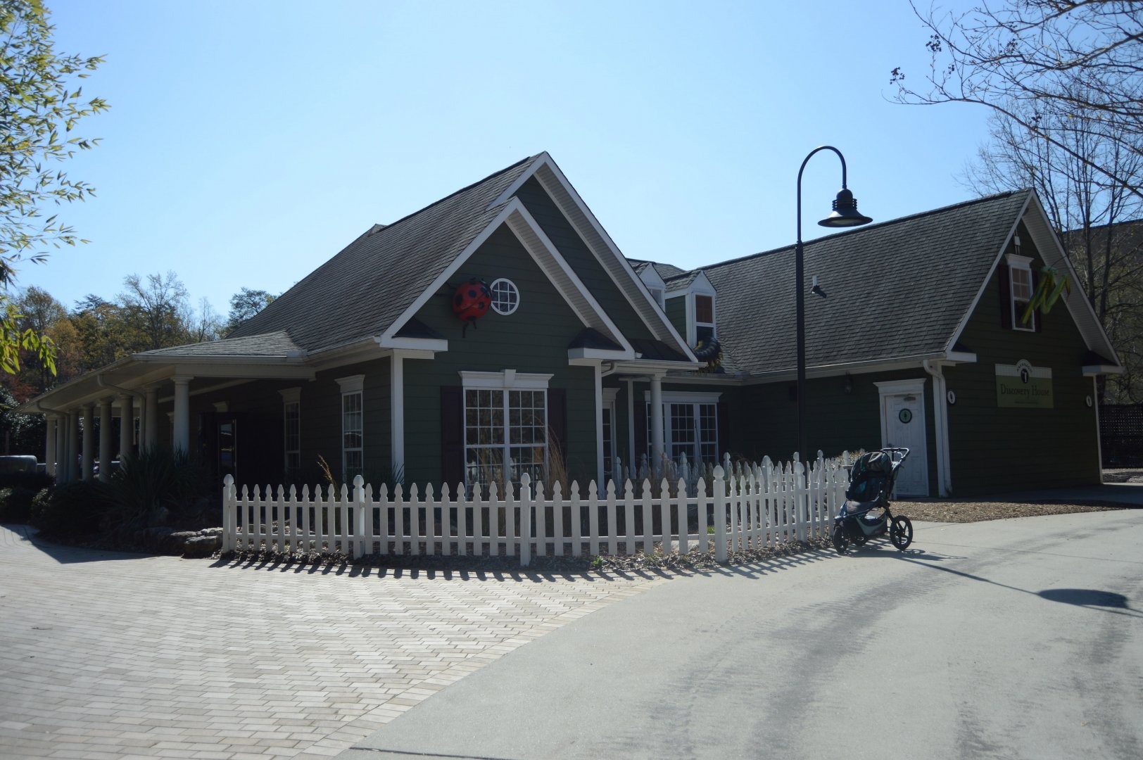 The Last Days of the Discovery House