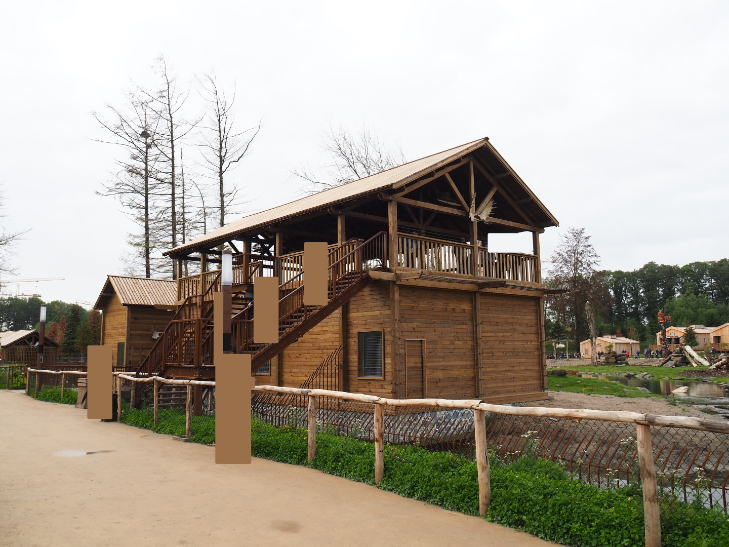 The Last Frontier - Brown and black bear house and bear viewing area, 2019-10-04