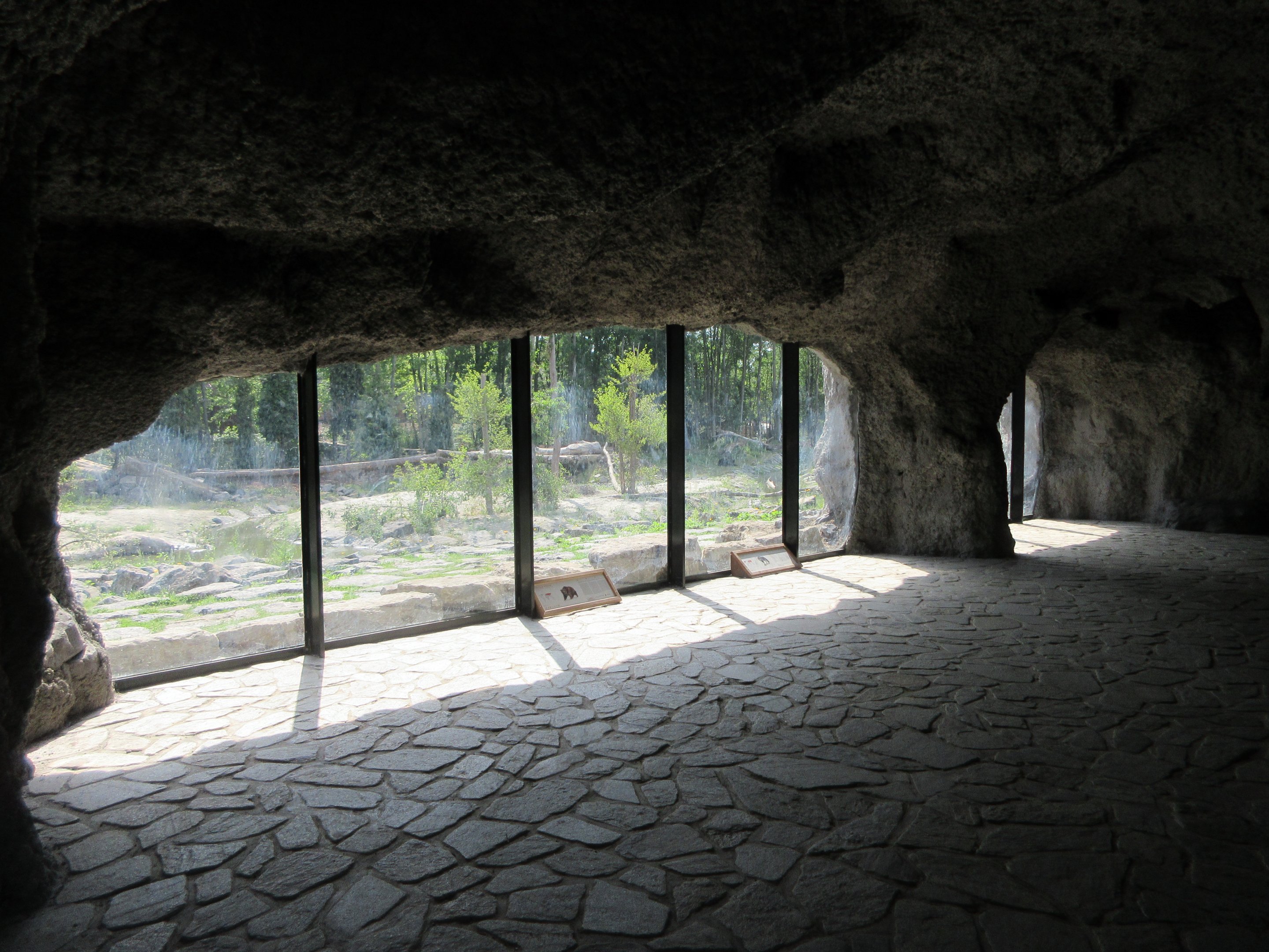 The Last Frontier - Eurasian Brown Bear/Wolf Exhibit