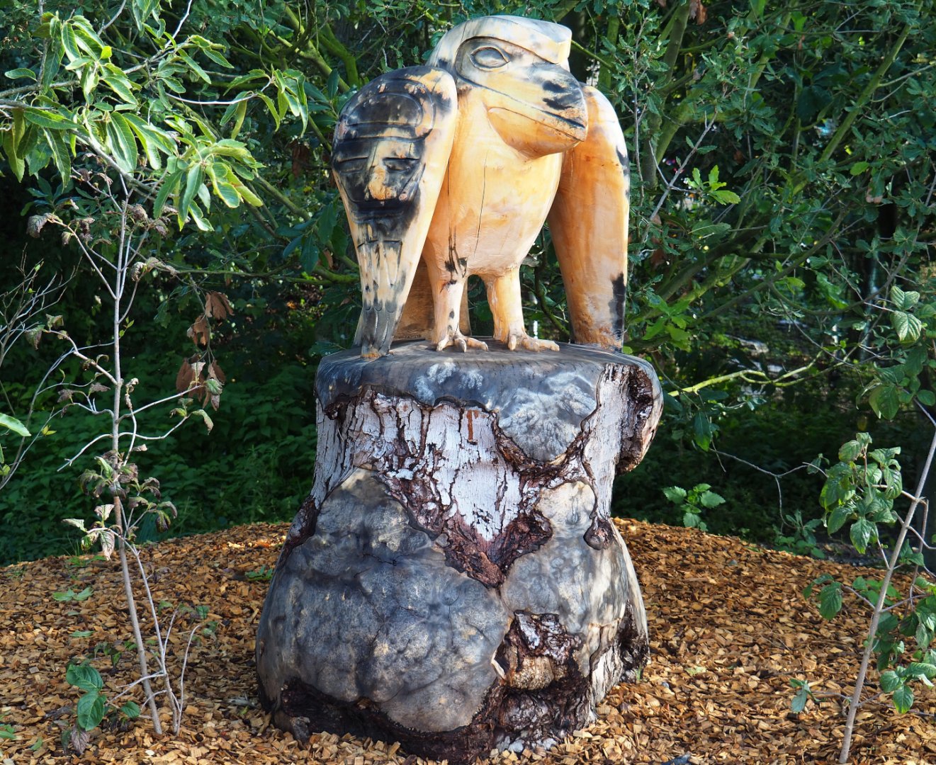 The Last Frontier theming - Falcon wood carving, 2019-10-04