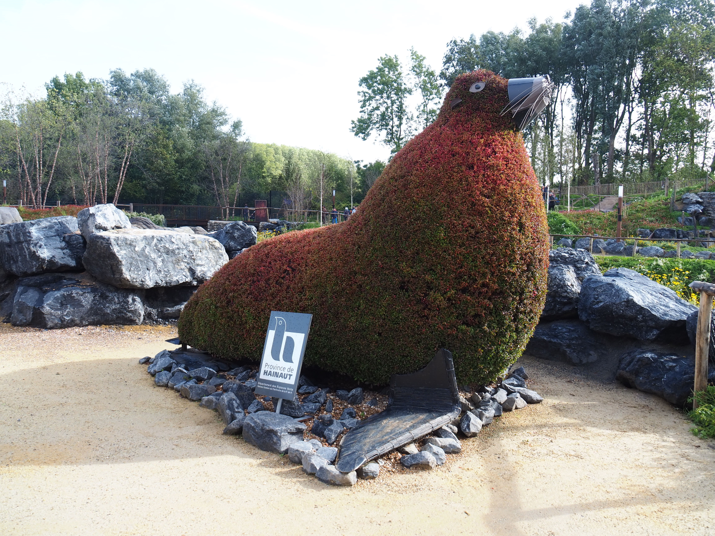 The Last Frontier theming - Steller's sea lion topiary, 2019-10-04