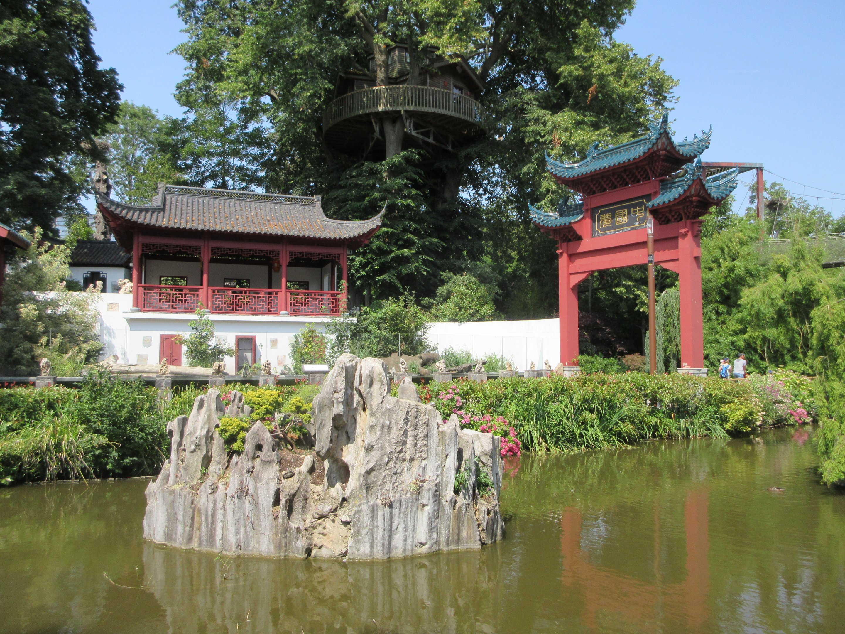 The Middle Kingdom (Asian Zone)