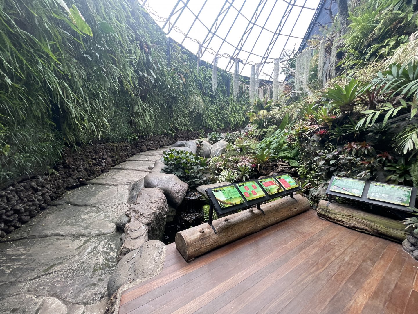 the riverside - dunia air tawar