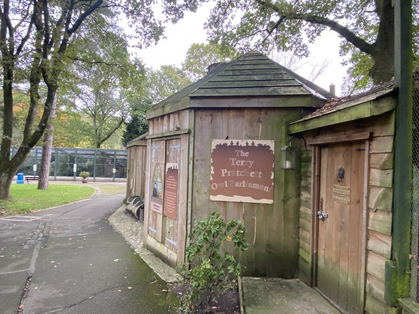 The Terry Pratchett Owl Parliament 061121