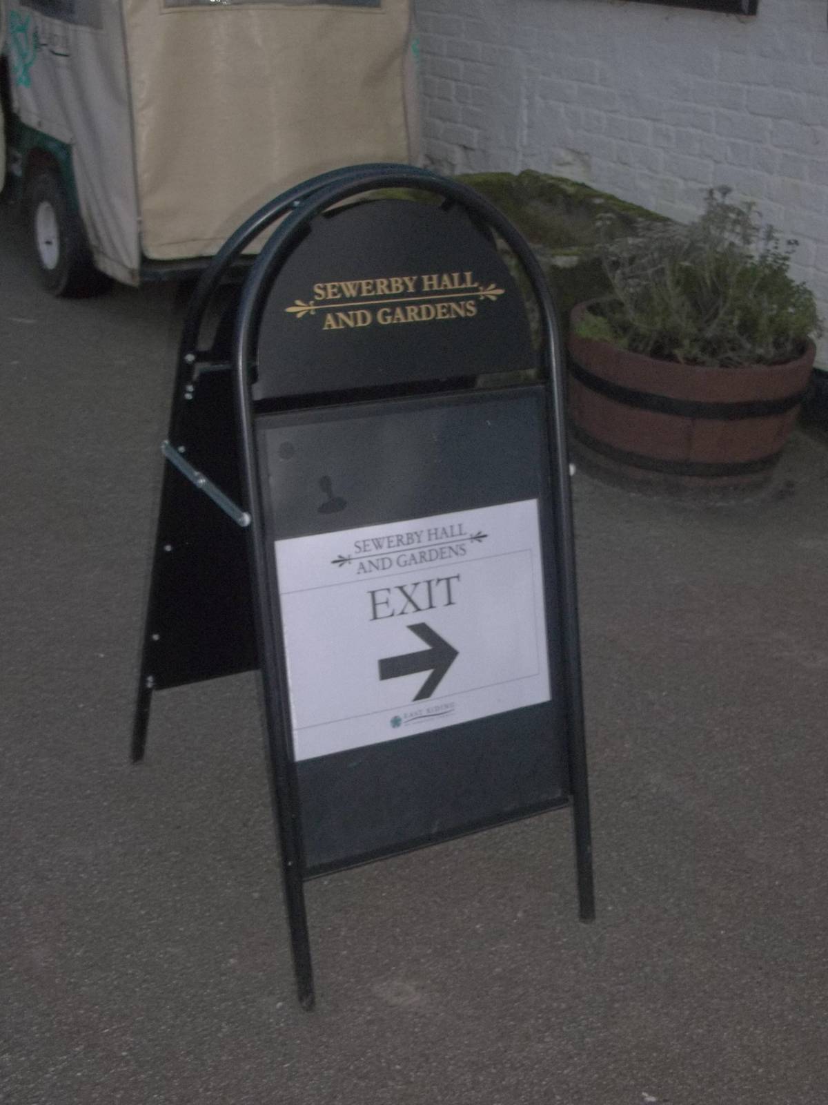 The way out of paradise I, 21st December 2014