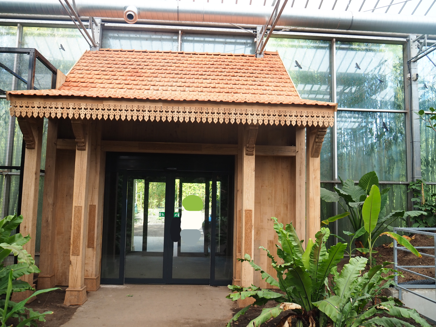 Theming around exit doors, 2022-07-03