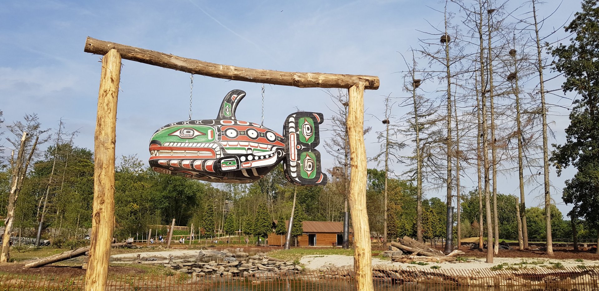 Theming around wolf and bear enclosure