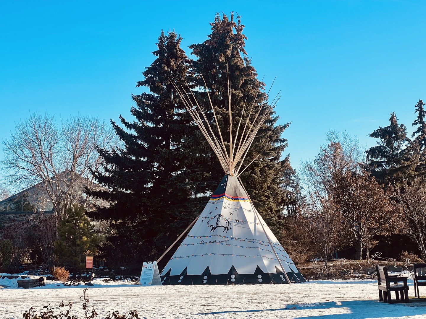 This structure was not in the Canadian Wilds section.  I’m not sure if it is merely decorative or used in functions
