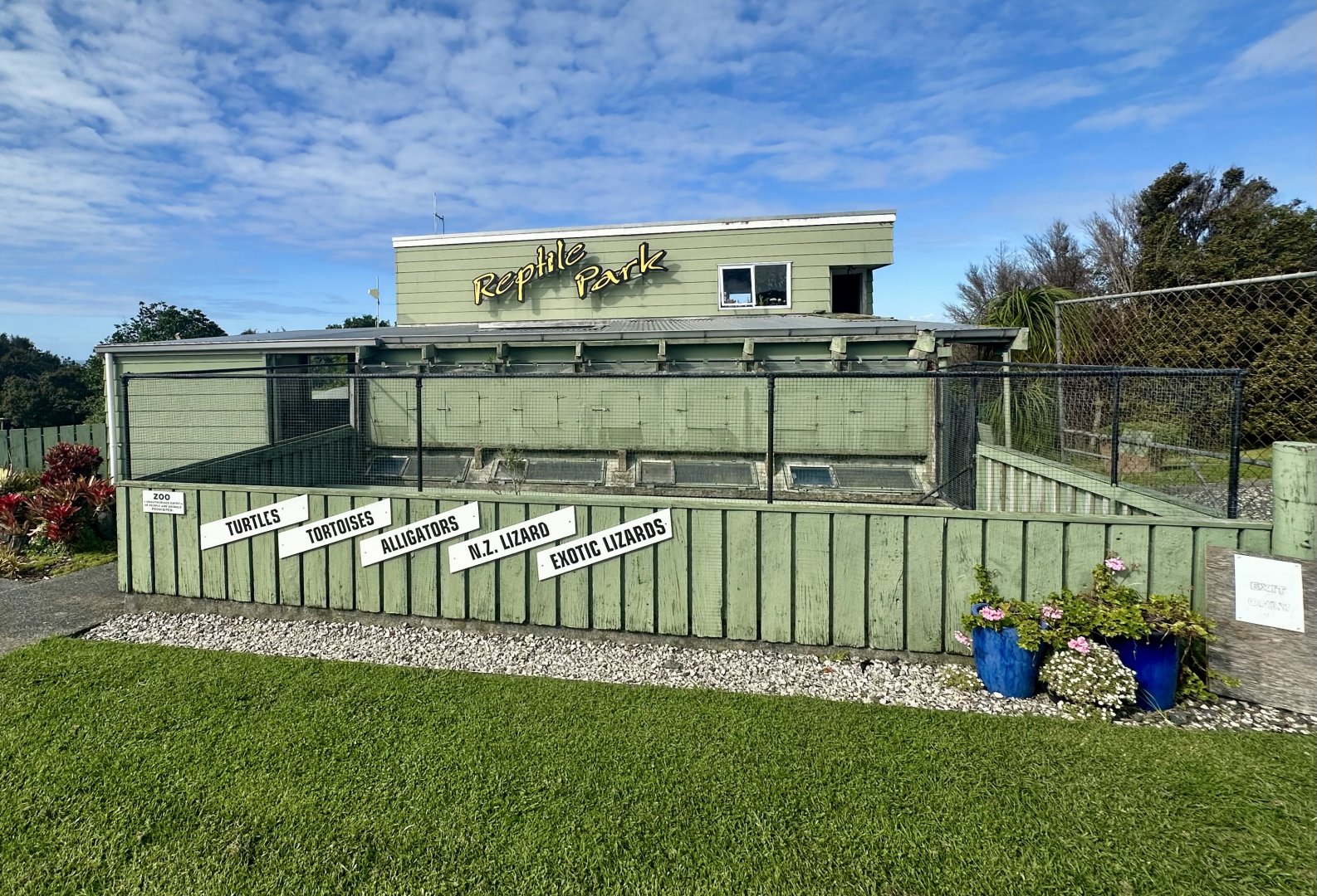 Ti Point Reptile Park - Entrance