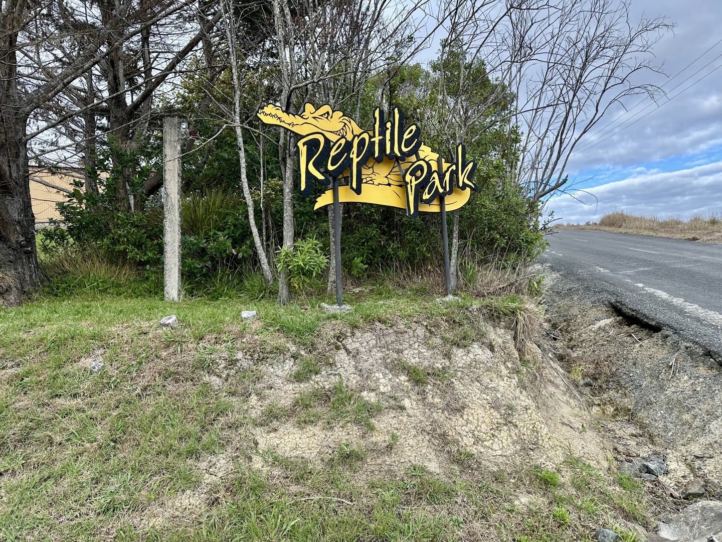 Ti Point Reptile Park - Roadside Signage