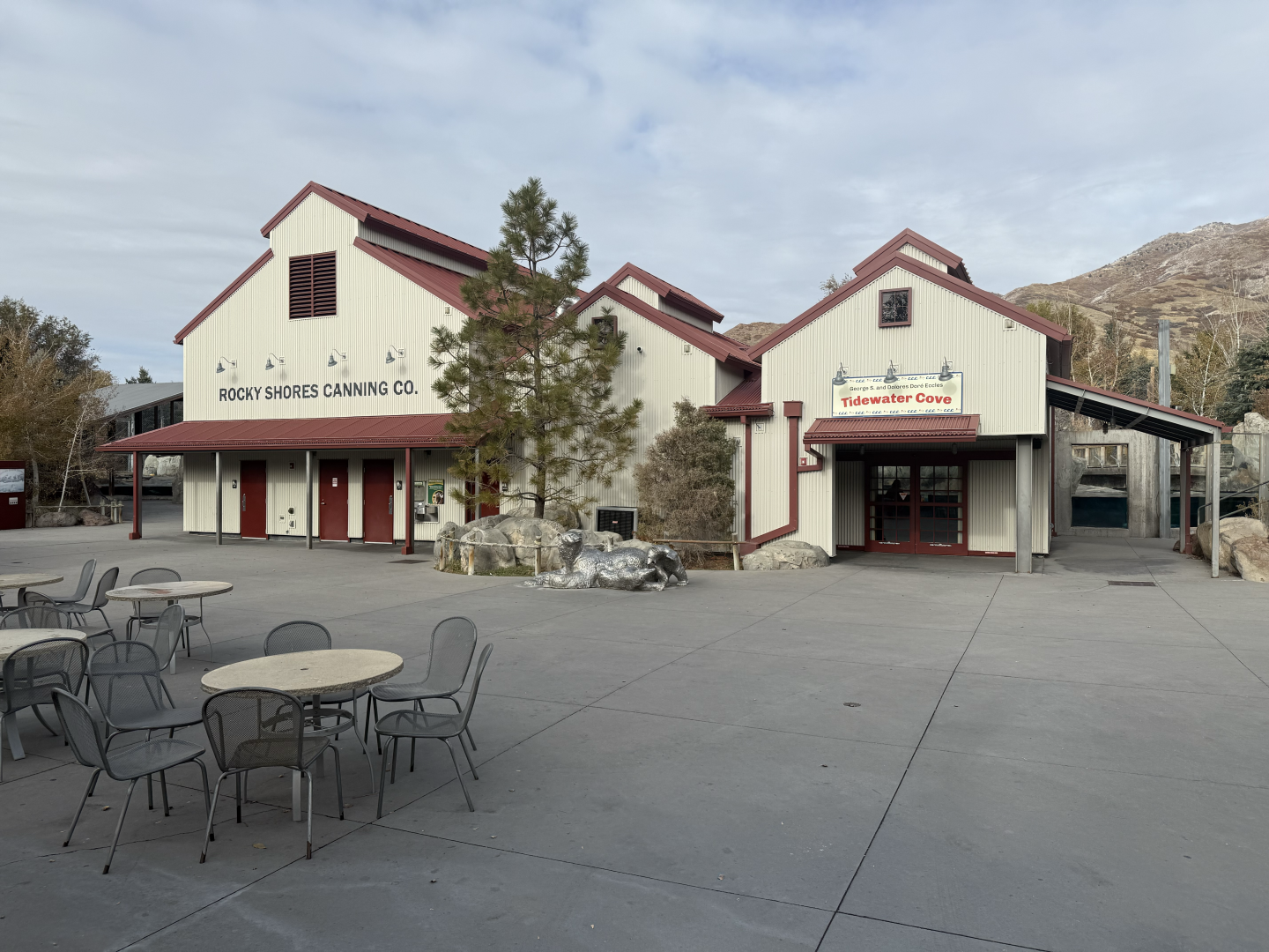 Tidewater Cove - Rocky Shores