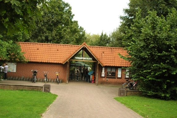 Tiergarten Kleve (D) Entrancebuilding 2008