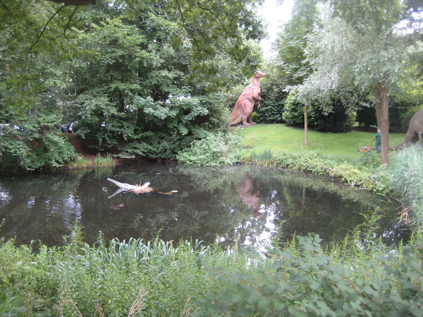 Tierpark Hagenbeck - Saurier-Teich