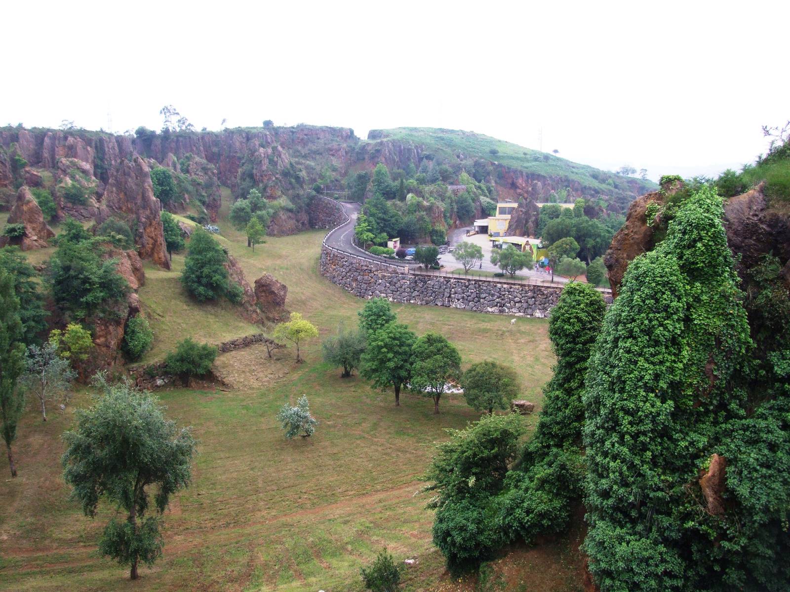 Tiger Enclosure at Cabarceno, 11/06/15