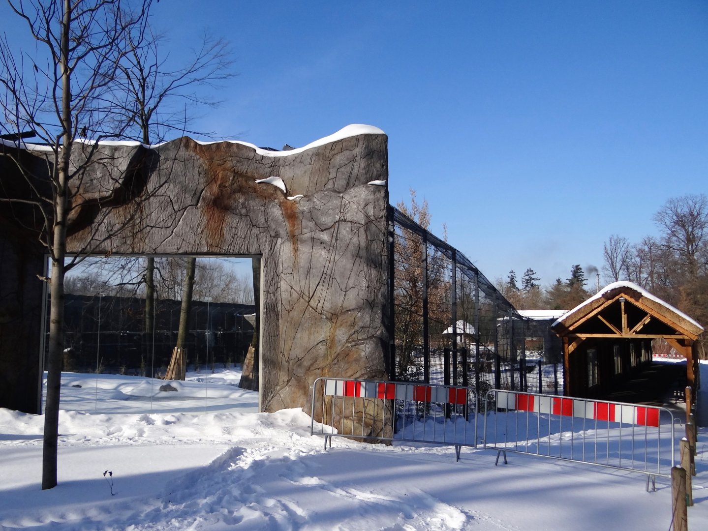 Tiger enclosure under construction