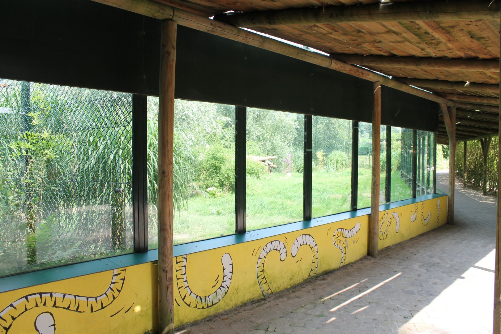 Tiger enclosure