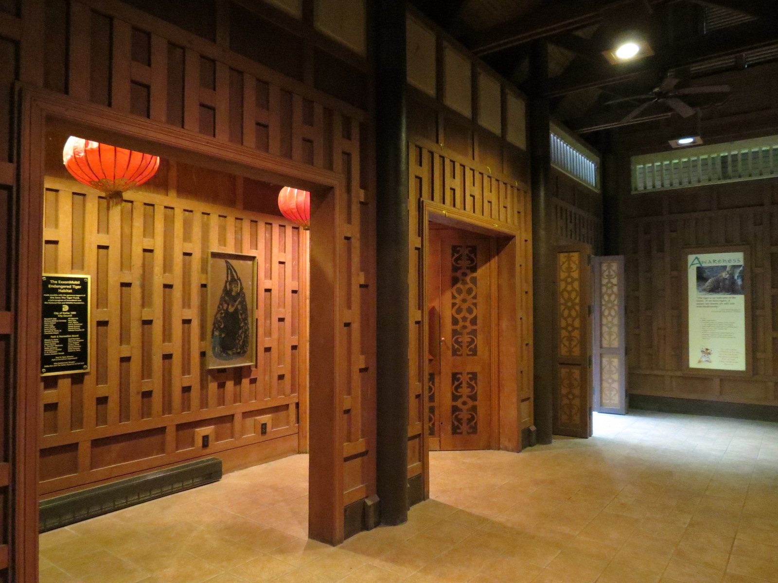 Tiger Habitat - Sumatran Tiger Exhibit Viewing Pavilion