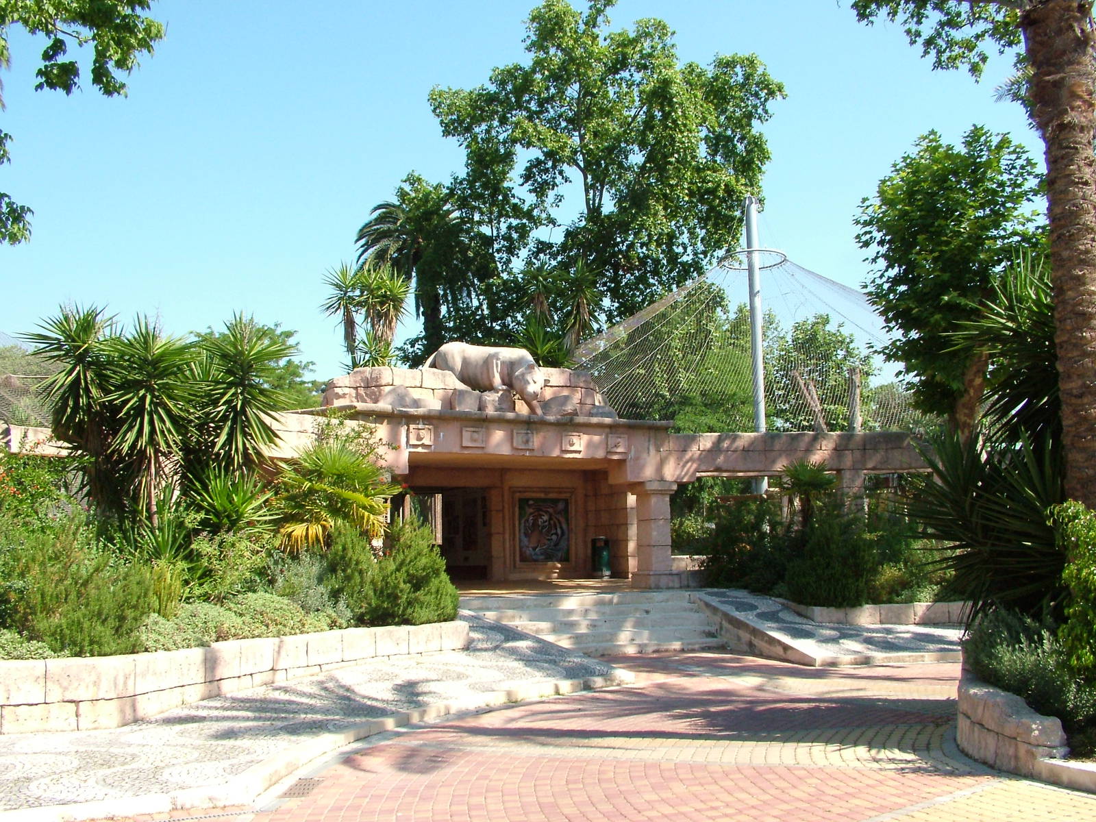 Tiger Temple at Lisbon Zoo, 24/05/11