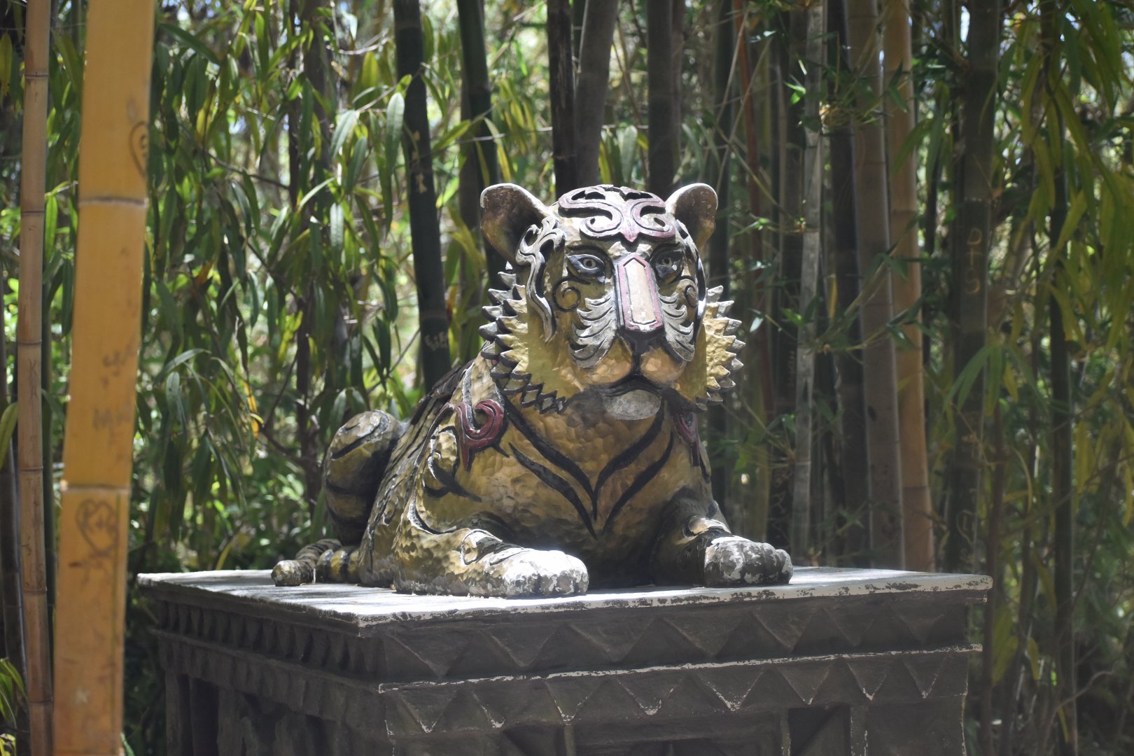 Tiger Trail Statue