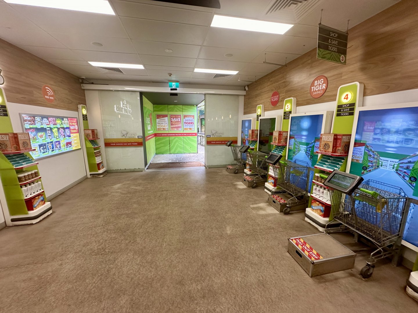 Tiger Trek - Supermarket