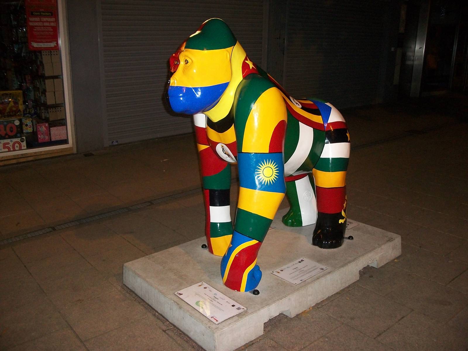 To complement Gigit's photograph