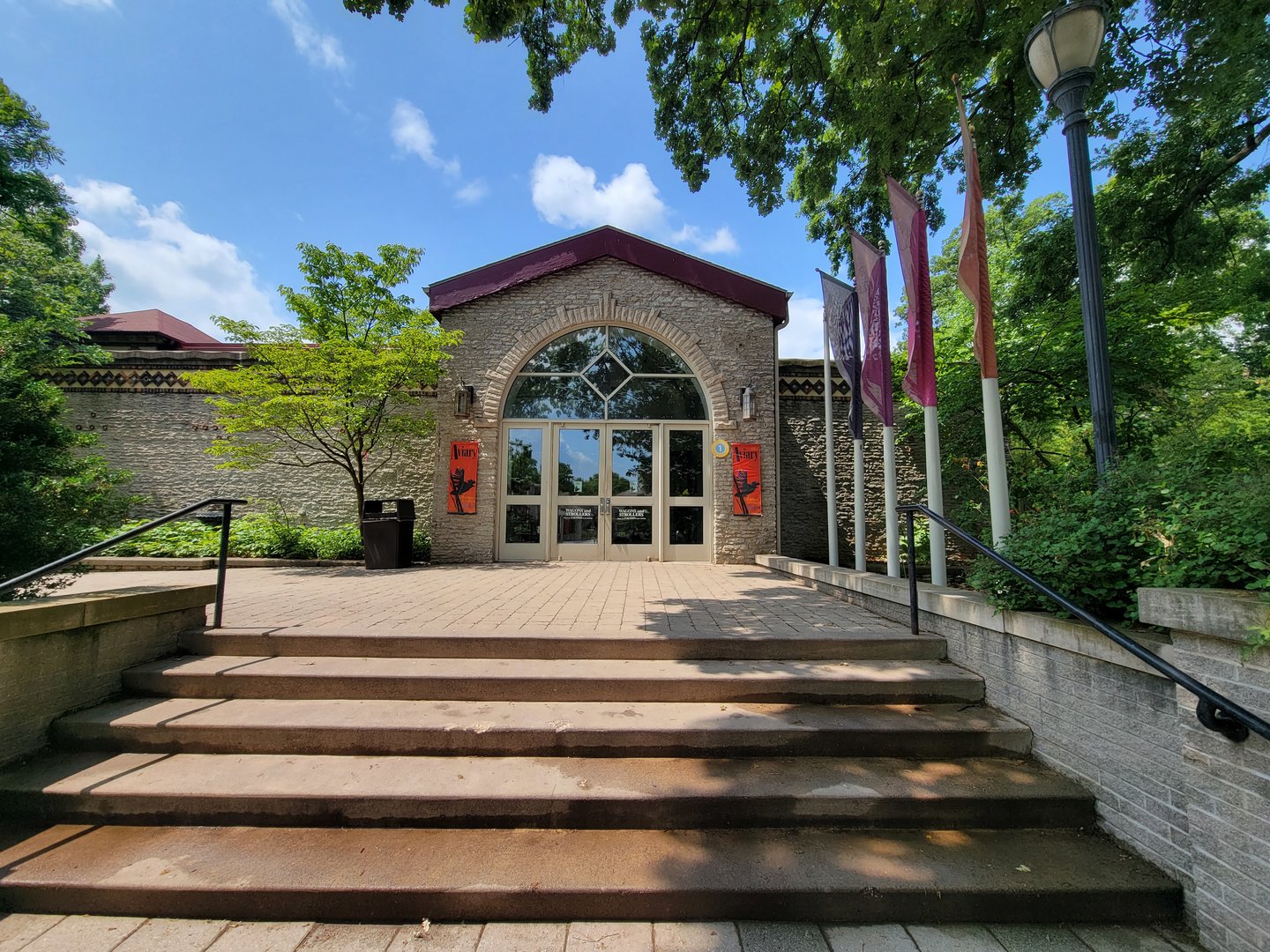 Toledo Zoo, Aviary - Entrance