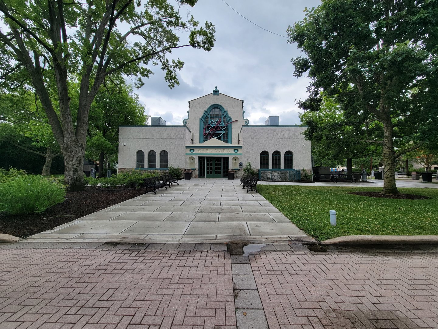 Toledo Zoo - Carnivora building, now (formerly?) Carnivora Cafe