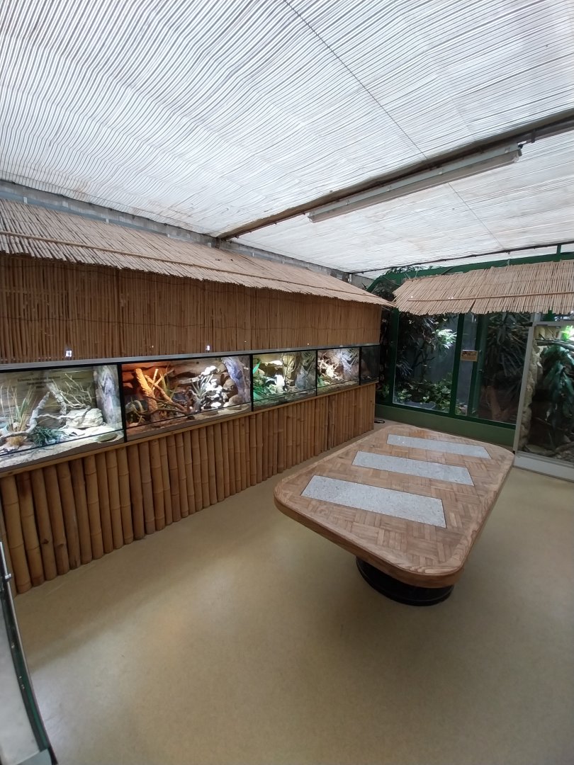 Toni's zoo Rothenburg - Reptilienhaus