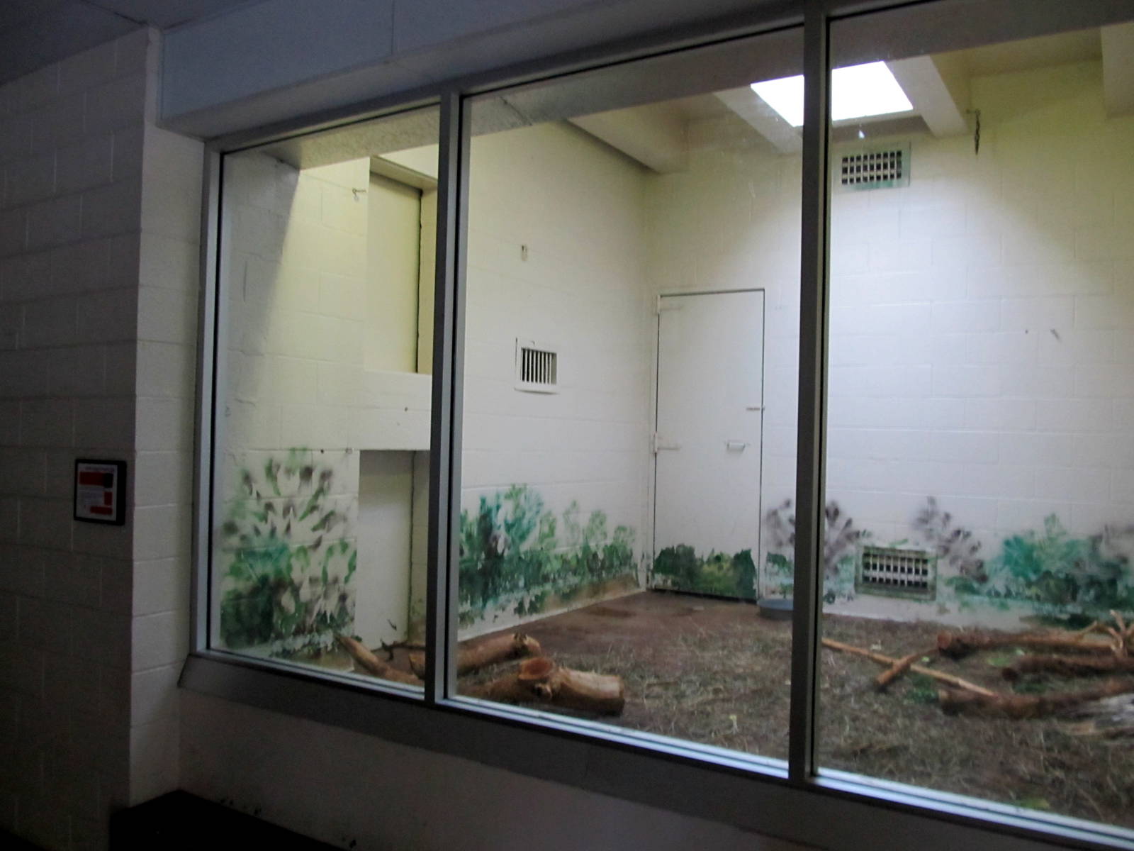 Topeka Zoo 2011 - African Crested Porcupine Exhibit