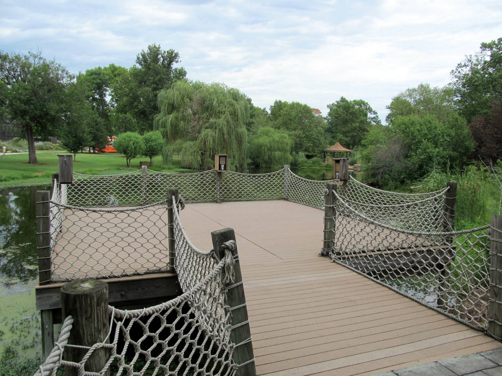 Topeka Zoo 2011 - Boardwalk