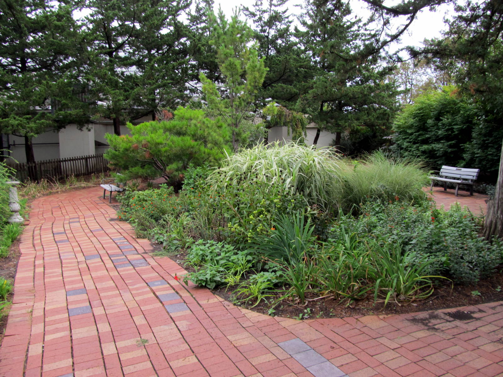 Topeka Zoo 2011 - Path