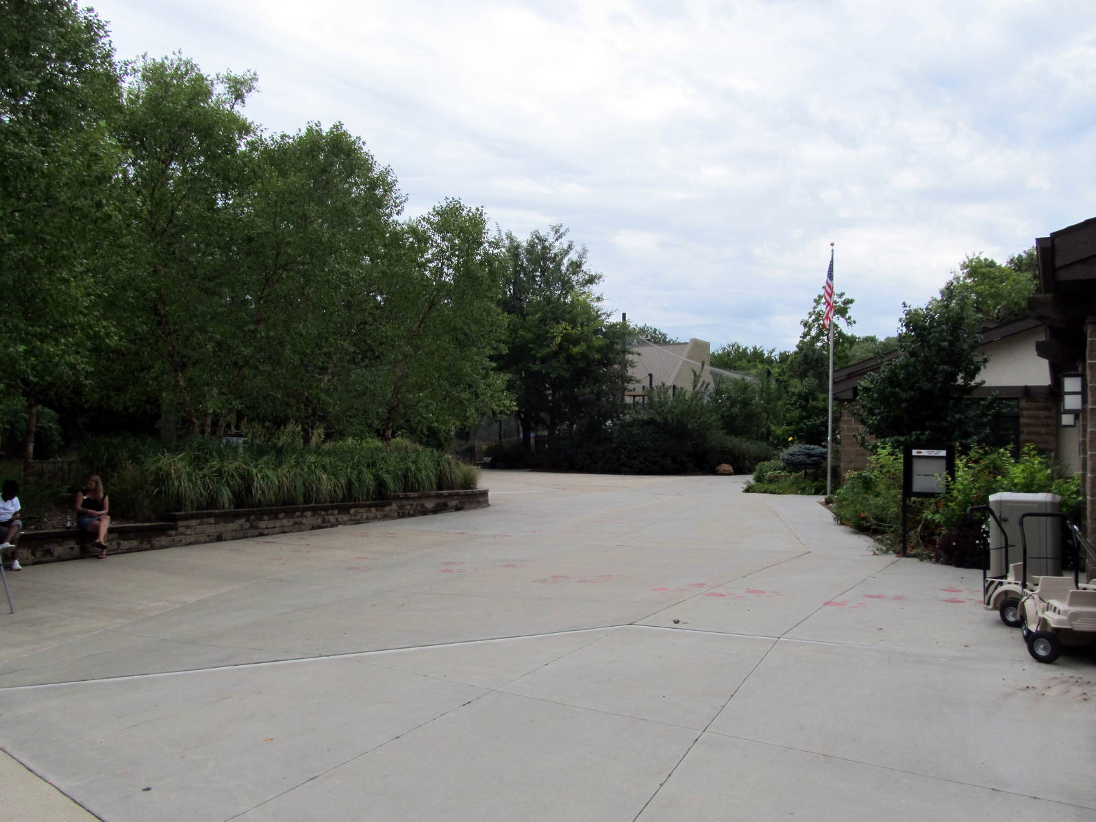 Topeka Zoo 2011 - Path