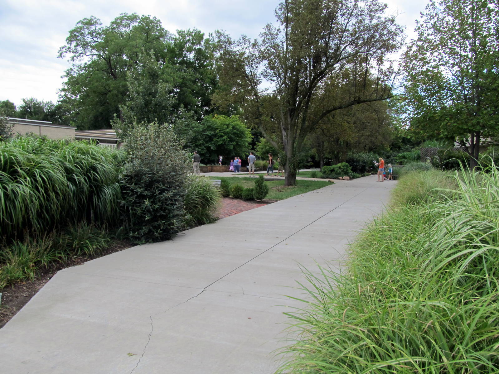 Topeka Zoo 2011 - Path