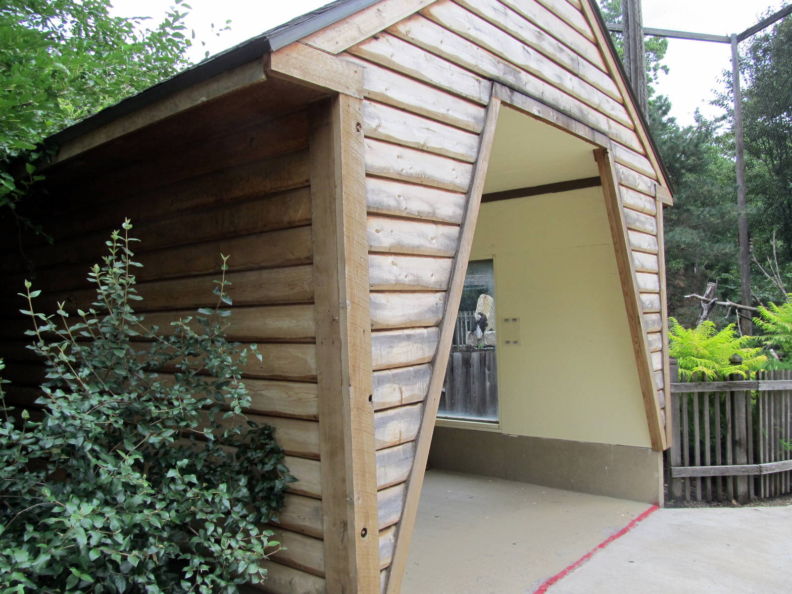 Topeka Zoo 2011 - Pronghorn Viewing Shelter